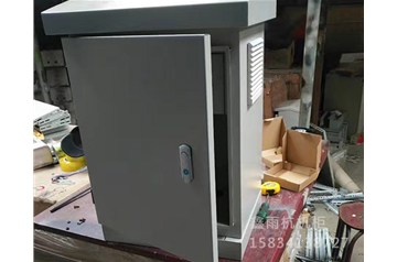 用戶在對太原網絡機柜的選購時應該考慮哪些因素呢？鑫雨杭電器公司