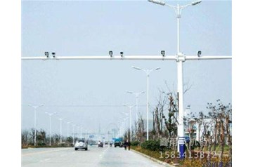 山西監(jiān)控桿在安裝的時候有哪些需要注意的？鑫雨杭電器